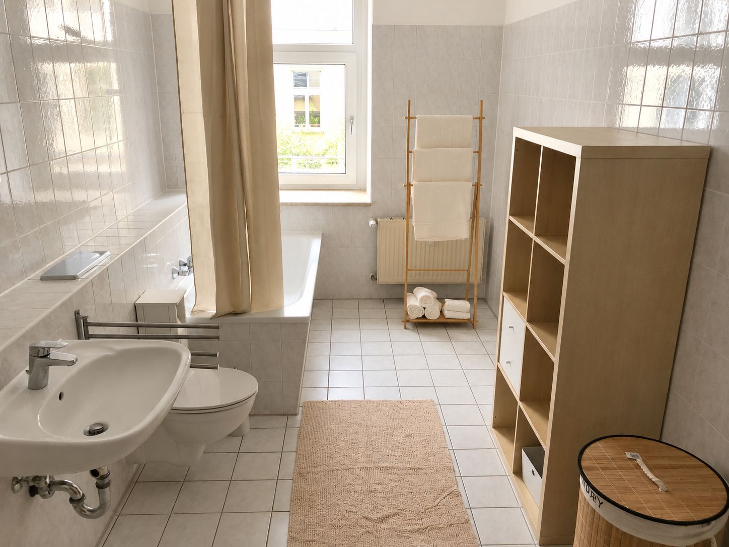 Stylish 2-Room Apartment With High-End Interior & Fitted Kitchen In Hechtviertel - 2