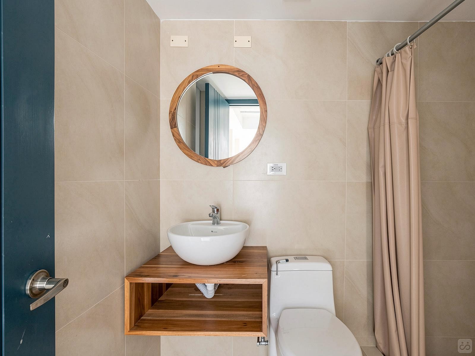 Private Room II - Vibrant Renovated Building w/ Rooftop Terrace + Coworking Apartment - Gallery - 10