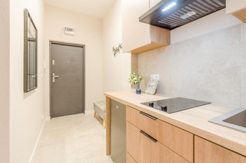 Studio apartment with a large mezzanine, 107 Pomorska Street - Gallery - 10