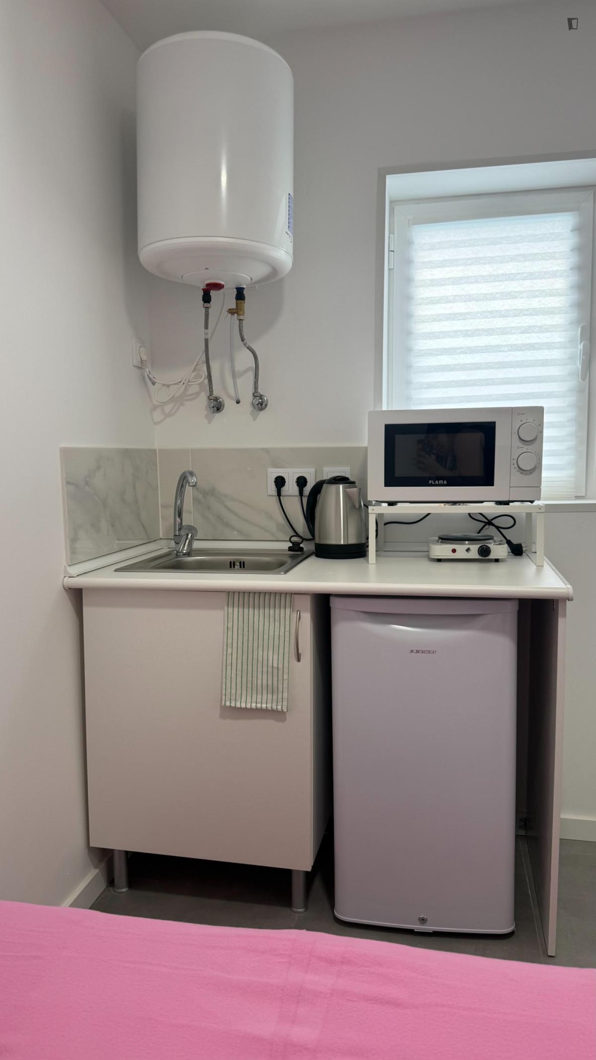 Nice Studio In Almada Area - 2