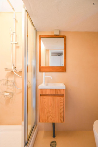 Charming 1 Bedroom Apartmento close to Principe Real Garden - Gallery - 6