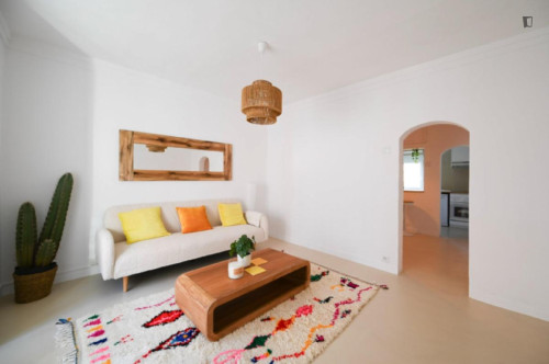 Charming 1 Bedroom Apartmento close to Principe Real Garden - Gallery - 3