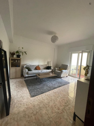Comfy Double Bedroom close to Odivelas Metro - Gallery - 5