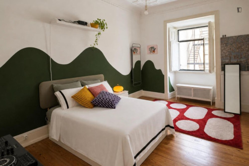 Prime Double Bedroom close to Arroios Metro - Gallery - 10