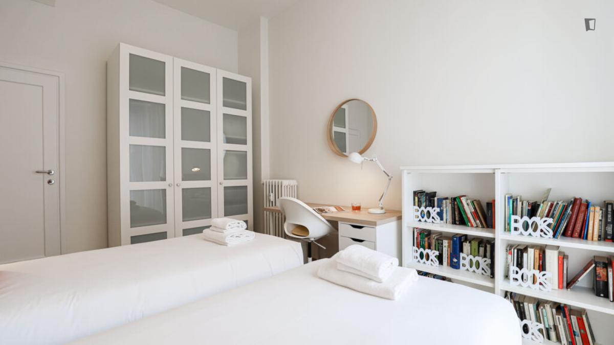 Wonderful 3-Bedroom Apartment Near Università Cattolica Del Sacro Cuore - 17