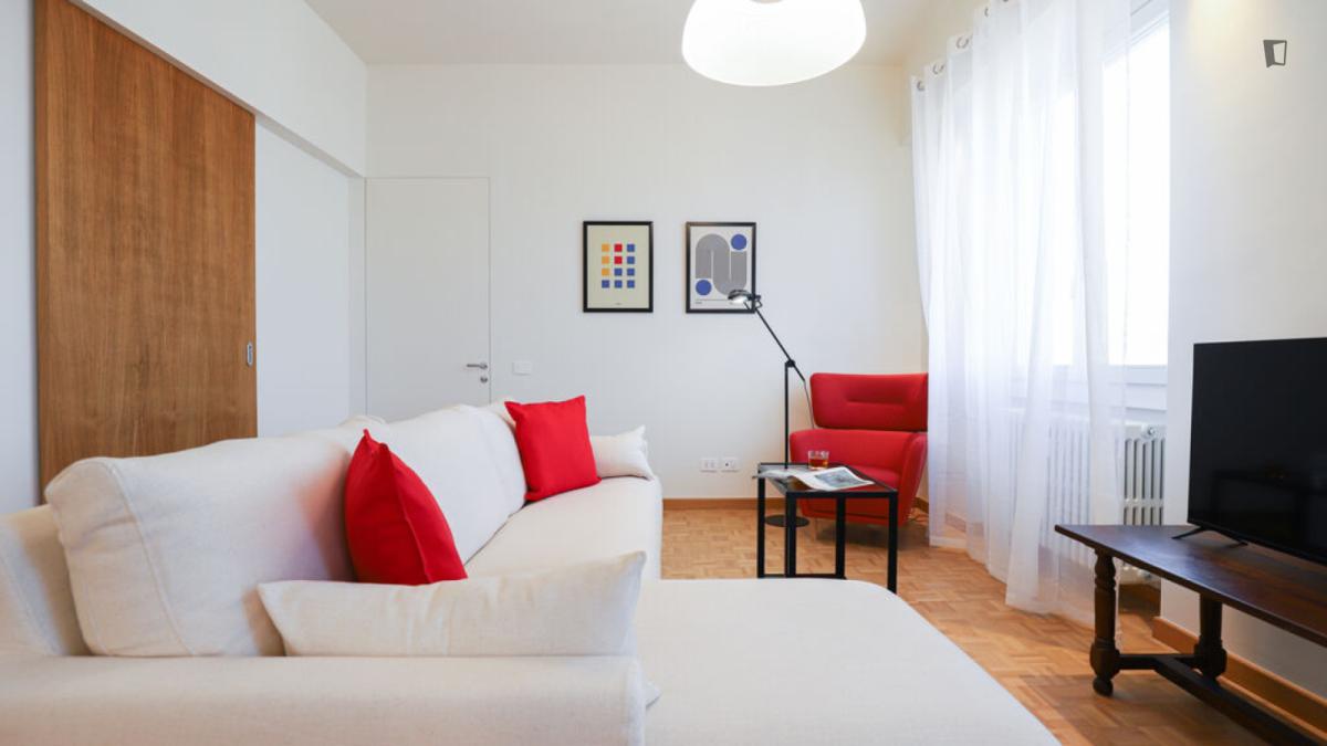 Wonderful 3-Bedroom Apartment Near Università Cattolica Del Sacro Cuore - 58