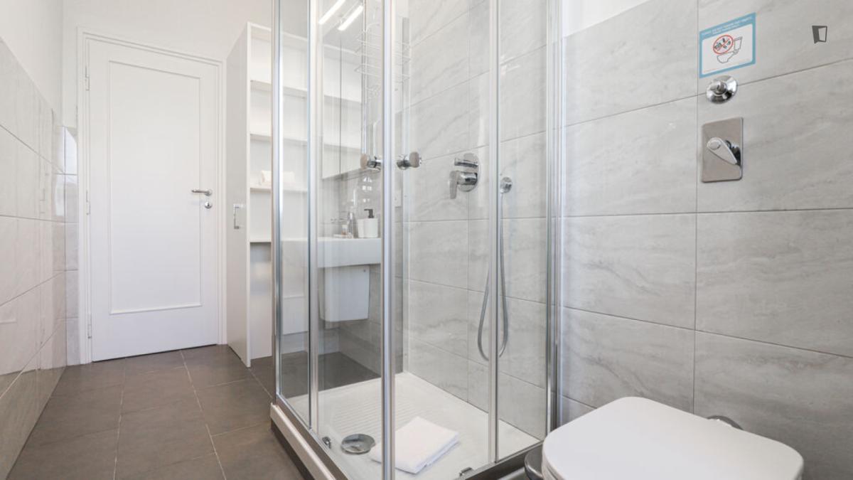 Wonderful 3-Bedroom Apartment Near Università Cattolica Del Sacro Cuore - 25
