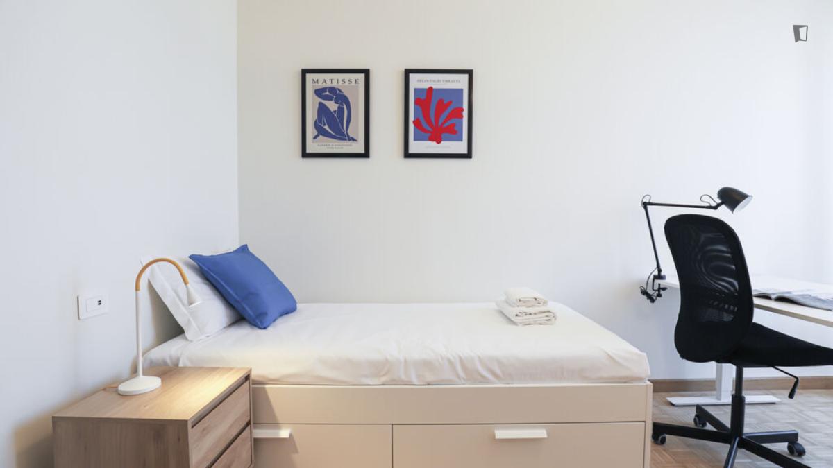 Wonderful 3-Bedroom Apartment Near Università Cattolica Del Sacro Cuore - 11