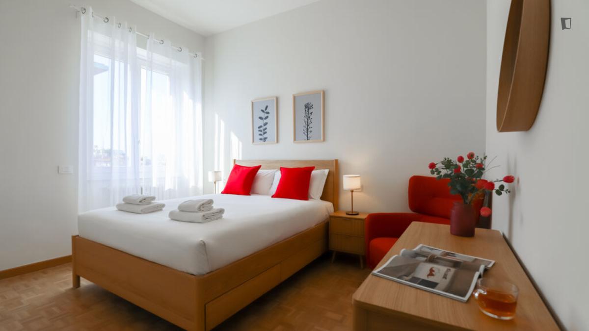 Wonderful 3-Bedroom Apartment Near Università Cattolica Del Sacro Cuore - 64