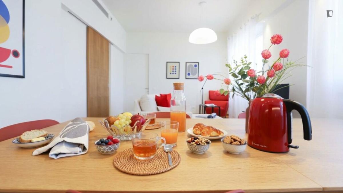 Wonderful 3-Bedroom Apartment Near Università Cattolica Del Sacro Cuore - 39