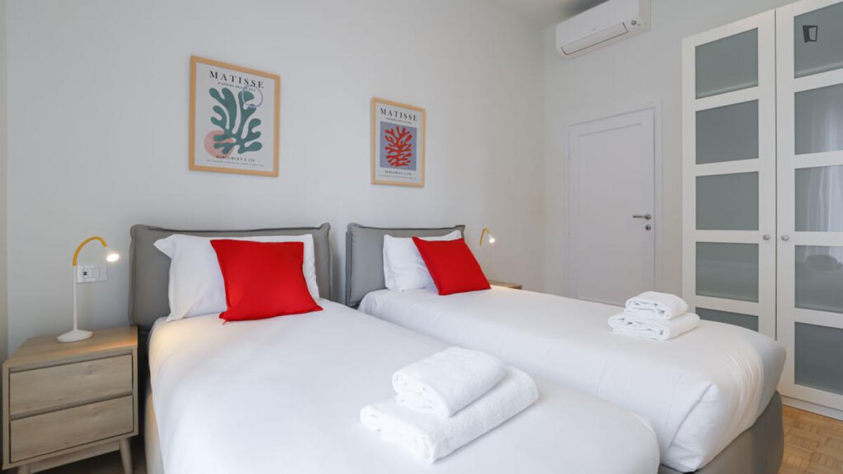 Wonderful 3-Bedroom Apartment Near Università Cattolica Del Sacro Cuore - 19