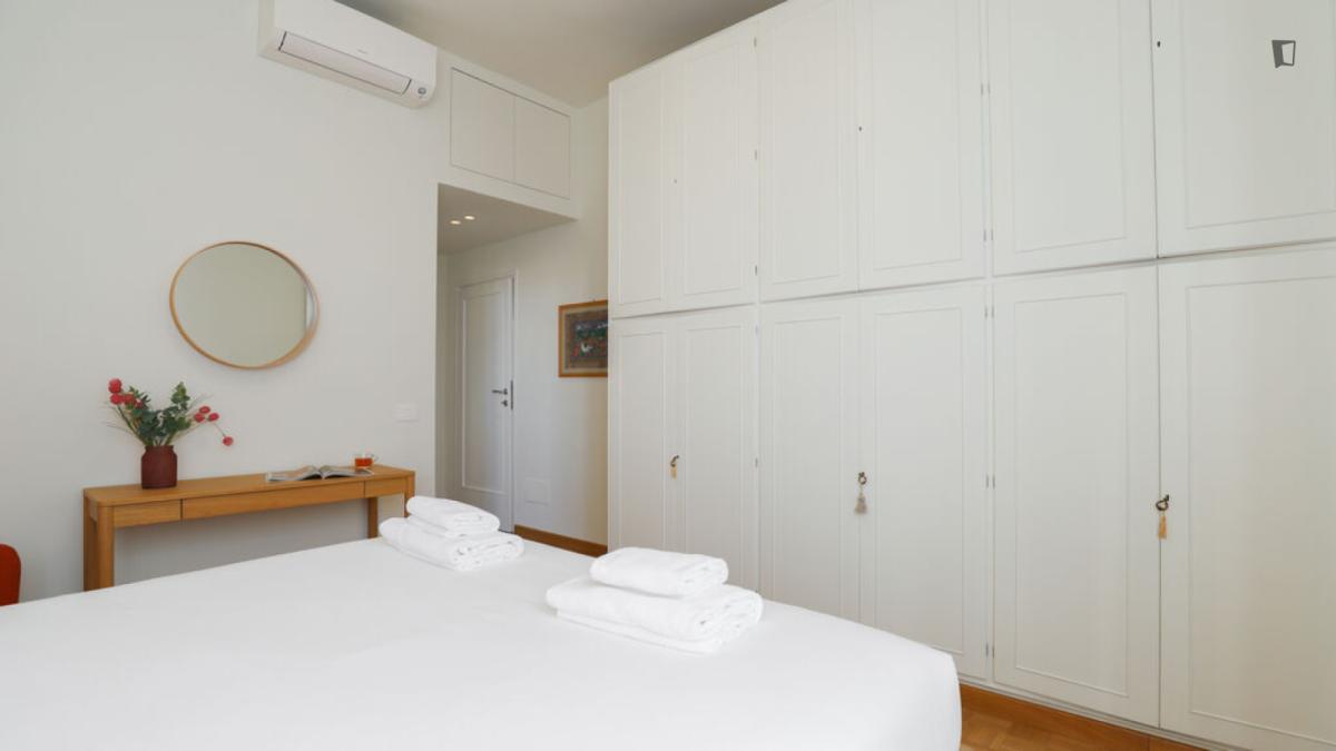 Wonderful 3-Bedroom Apartment Near Università Cattolica Del Sacro Cuore - 60