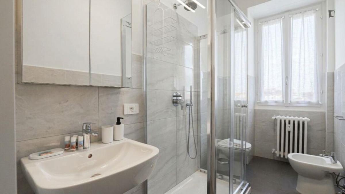 Wonderful 3-Bedroom Apartment Near Università Cattolica Del Sacro Cuore - 24
