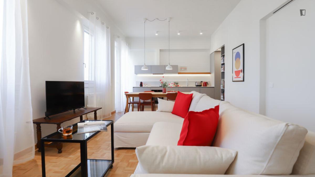 Wonderful 3-Bedroom Apartment Near Università Cattolica Del Sacro Cuore - 53