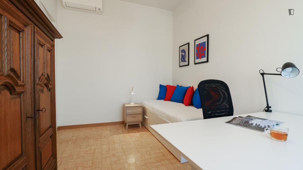 Wonderful 3-Bedroom Apartment Near Università Cattolica Del Sacro Cuore - 13