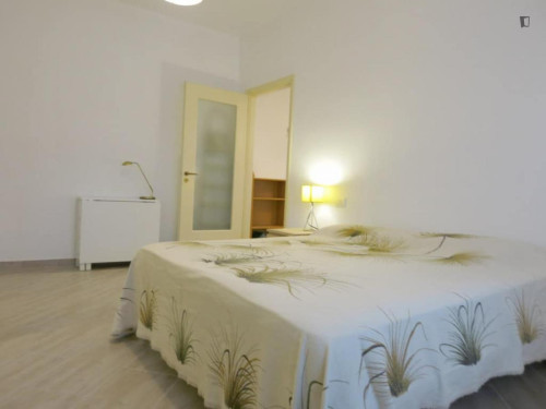 Stunning one-bedroom apartment near Zara metro station - Gallery - 17