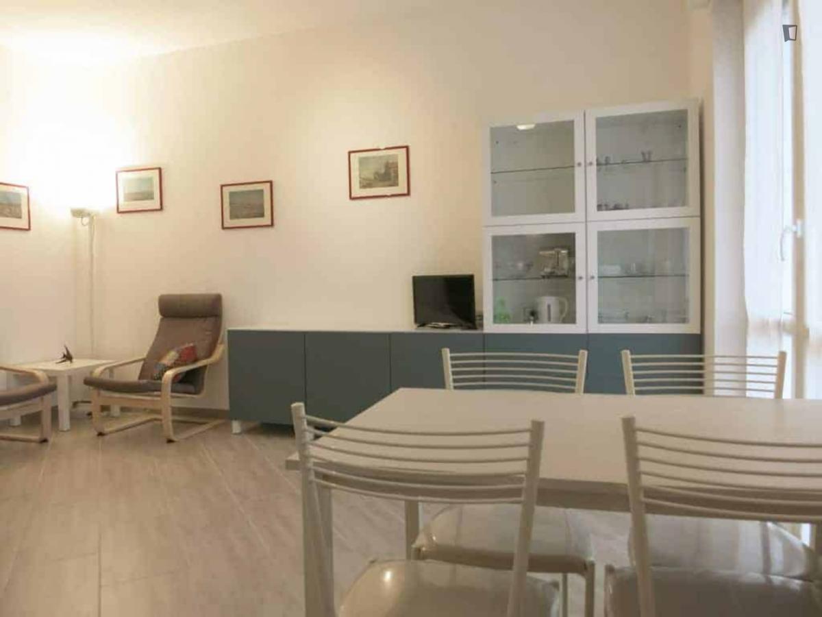 Stunning One-Bedroom Apartment Near Zara Metro Station - 9