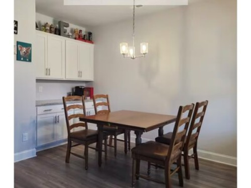 Furnished Private Room & Bathroom - Gallery - 9