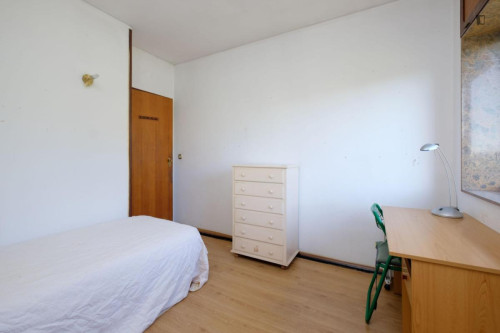Great bedroom for students - Gallery - 23
