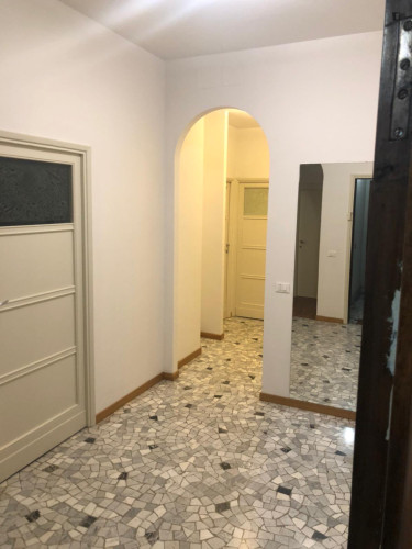 Single Bedroom in Milan - San Gottardo - Gallery - 8