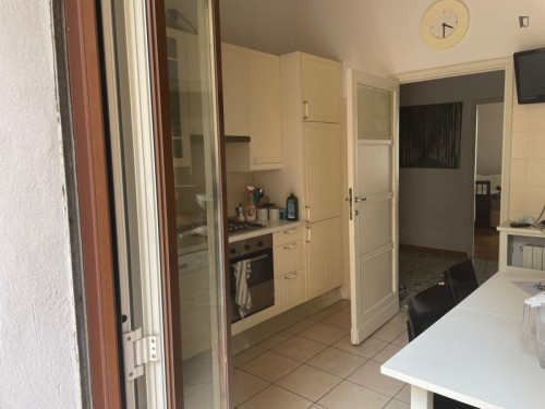 Single Bedroom in Milan San Gottardo Area - Gallery - 2