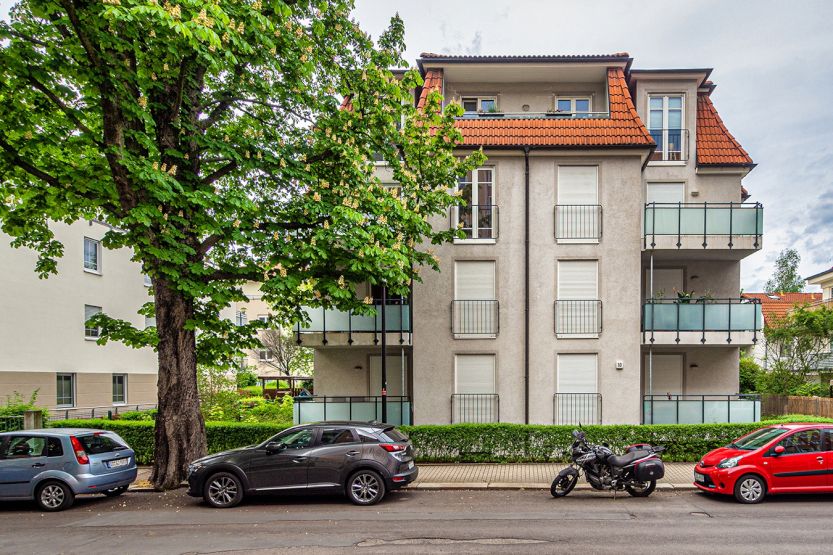 Furnished 3-Room Apartment With Balcony | Striesen | Jan–May 2027 Flexible - 1
