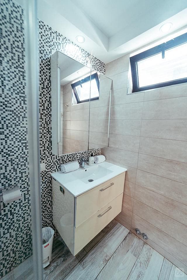 Private Room - 10