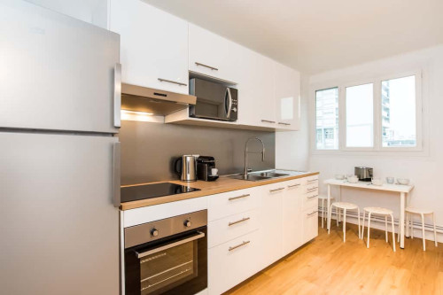 Room in Place du Morvan, Toulouse for 80 m² with 4 bedrooms - Gallery - 11