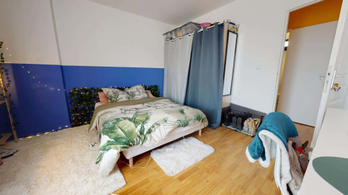 Room in Rue Vincent Van Gogh, Toulouse for 72 m² with 5 bedrooms - Gallery - 3