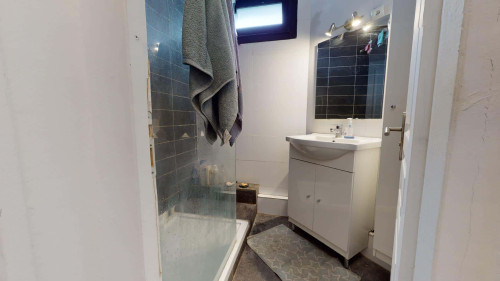 Room in Rue Vincent Van Gogh, Toulouse for 72 m² with 5 bedrooms - Gallery - 10