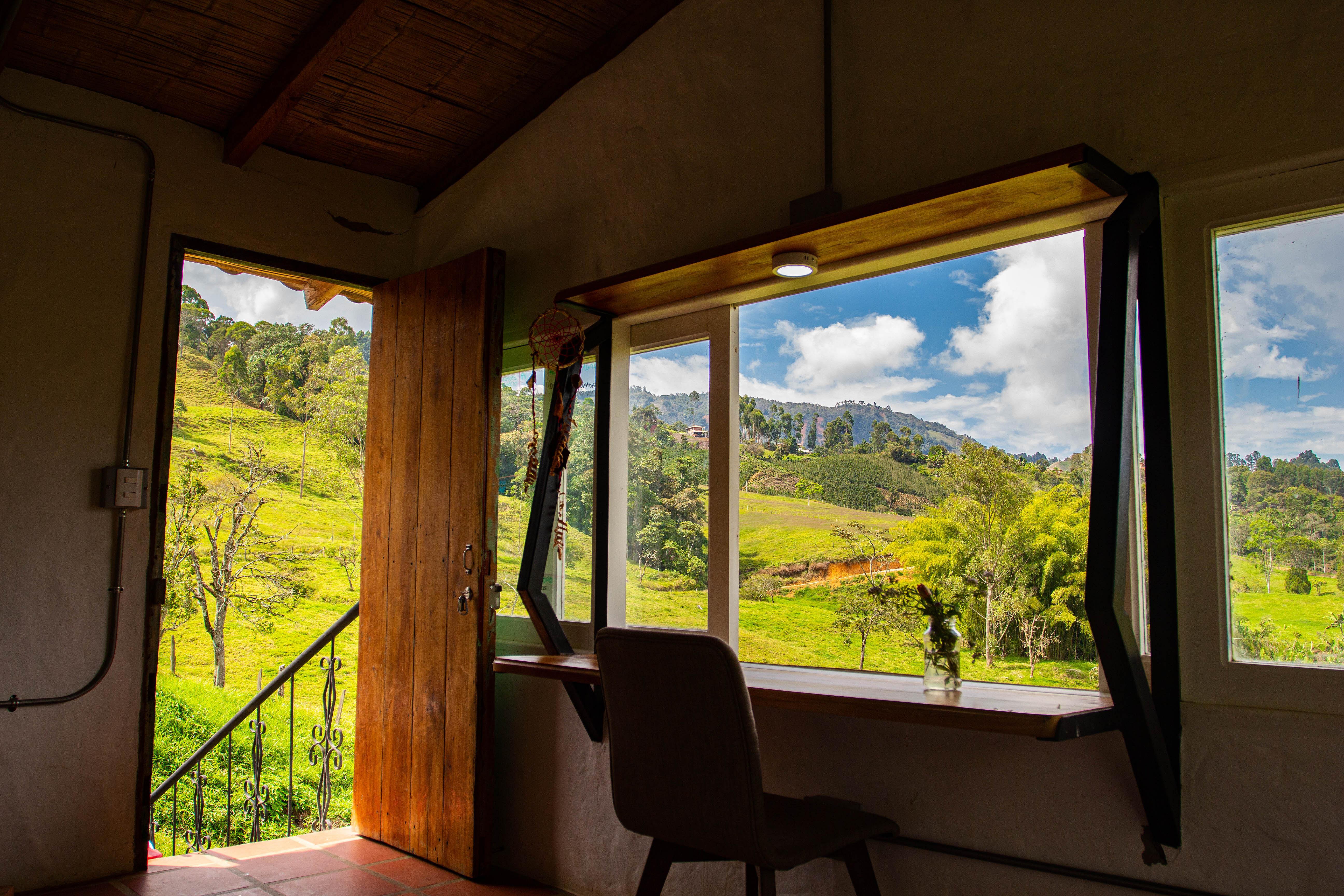 Private Ensuite Studio - Stunning Countryside House w/ Coworking + Yoga Studio - Gallery - 50