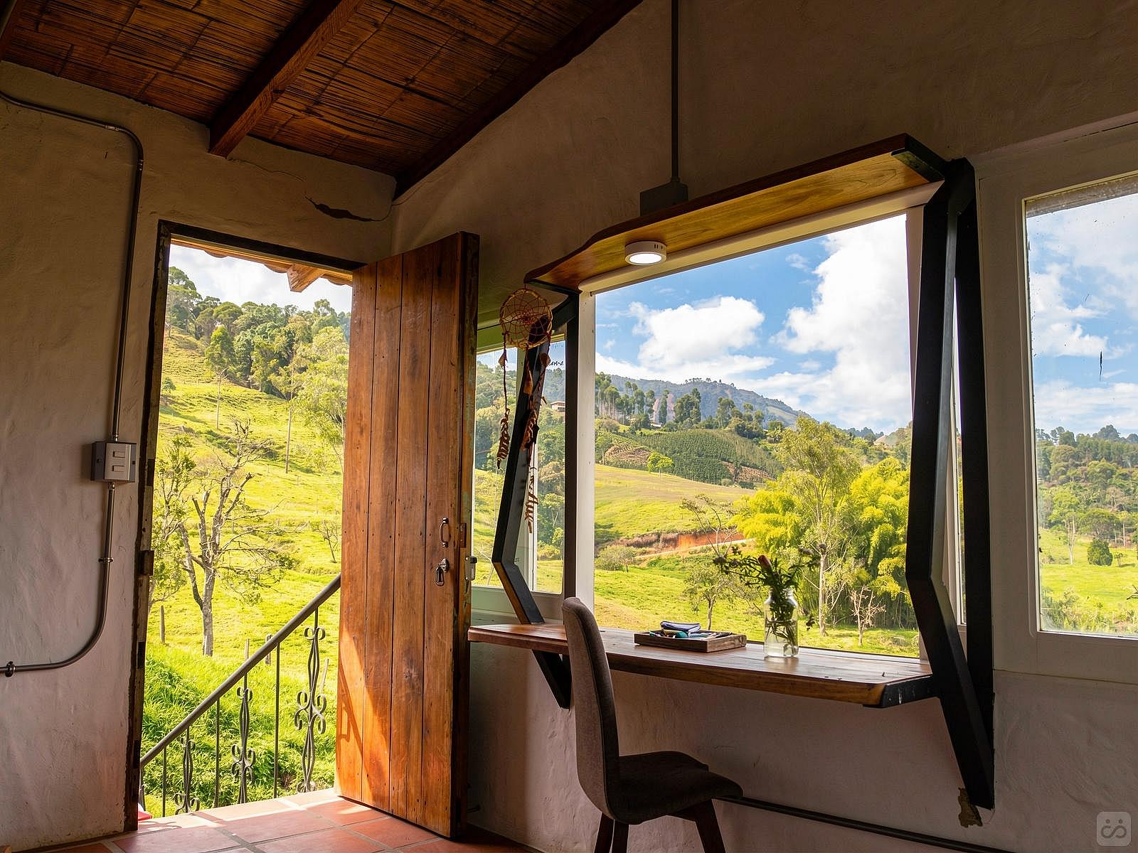 Private Ensuite Studio - Stunning Countryside House w/ Coworking + Yoga Studio - Gallery - 38