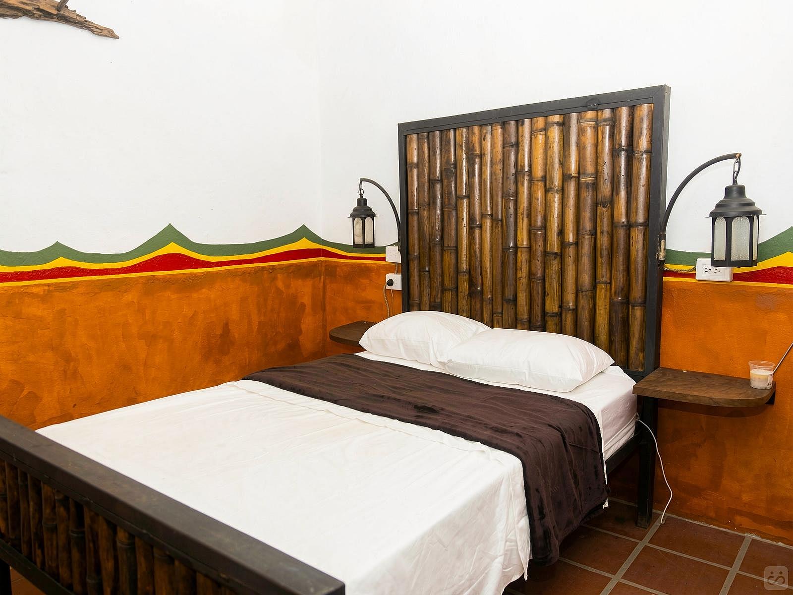  Private Ensuite Room  -  Jericó Residence  - Gallery -  16