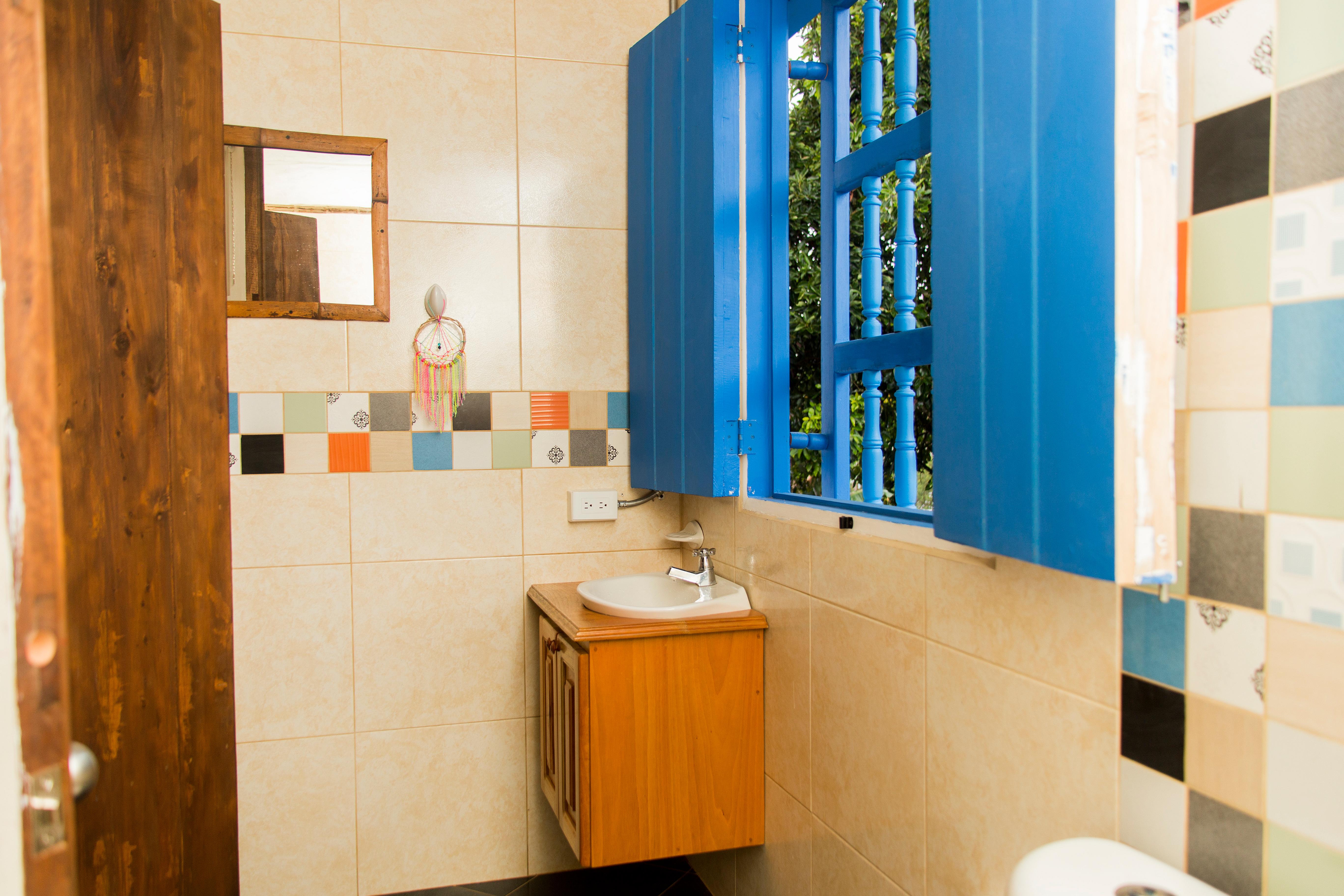  Private Ensuite Room  -  Stunning Countryside House w/ Coworking + Yoga Studio  - Gallery -  23