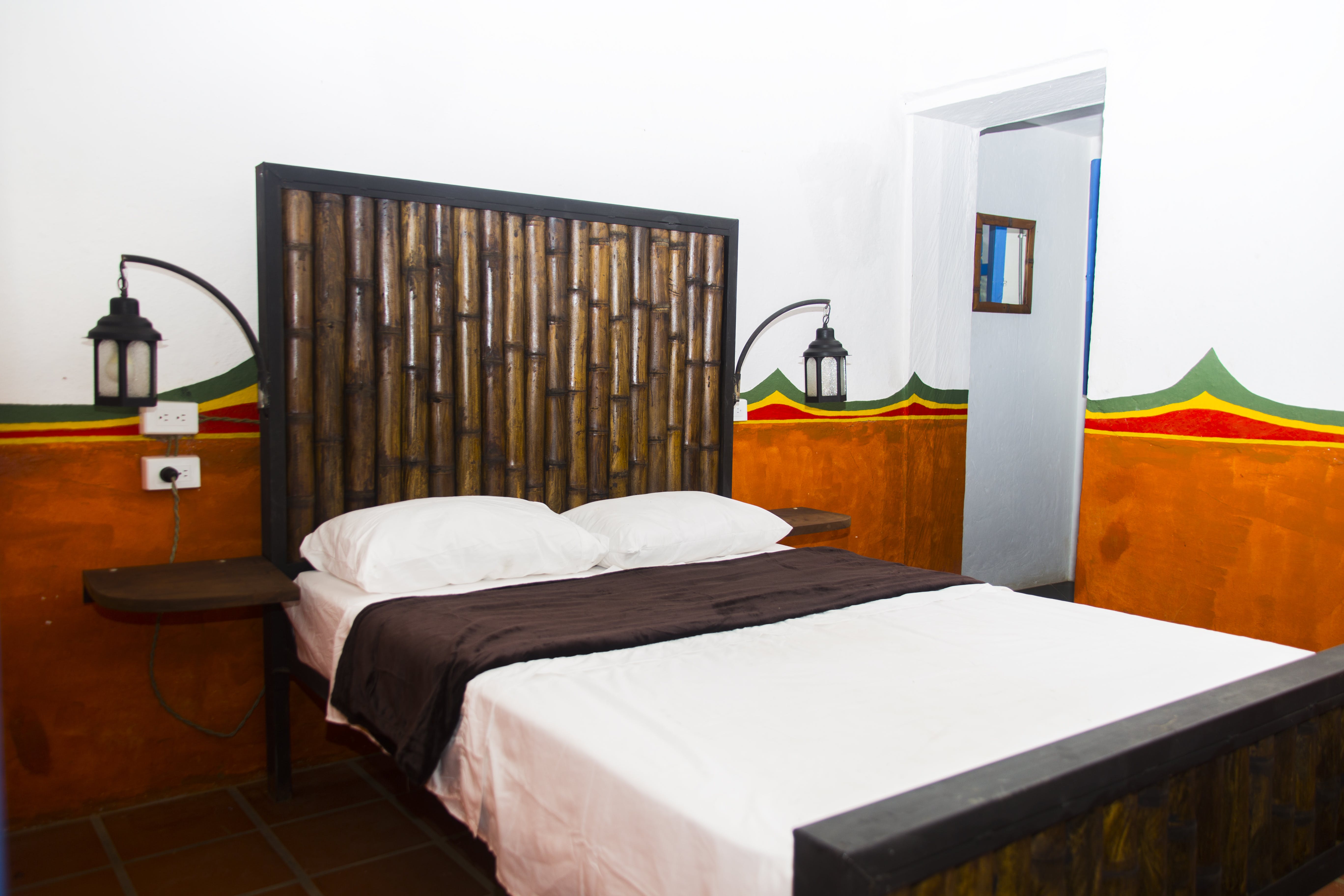  Private Ensuite Room  -  Stunning Countryside House w/ Coworking + Yoga Studio  - Gallery -  1