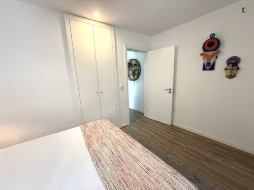 Irresistible 2 Bedroom Apartment close to Parede Train Station - Gallery - 20