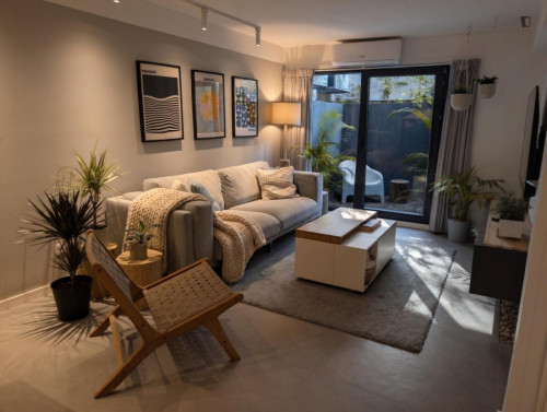Charming 2 Bedroom Apartment with a terrace close to Nova School of Business and Economics - Gallery - 26