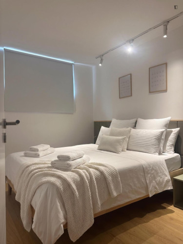 Charming 2 Bedroom Apartment with a terrace close to Nova School of Business and Economics - Gallery - 29