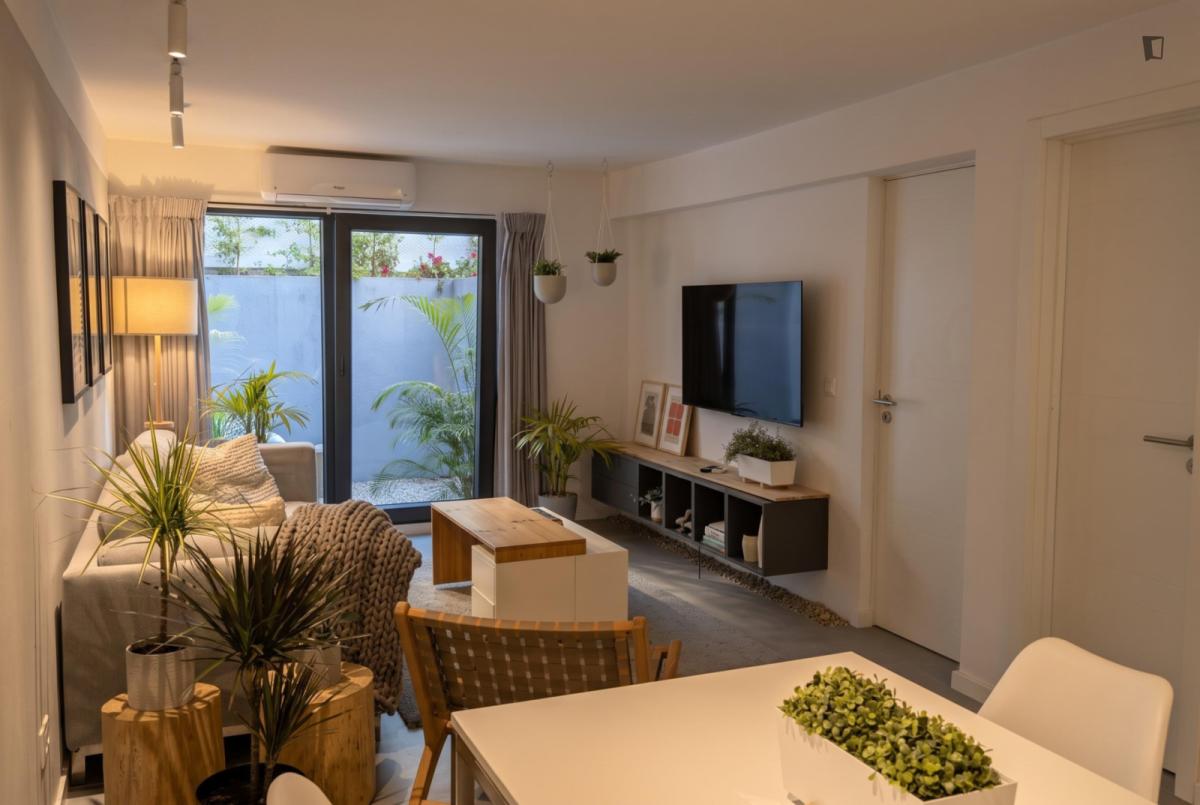 Charming 2 Bedroom Apartment With A Terrace Close To Nova School Of Business And Economics - 15