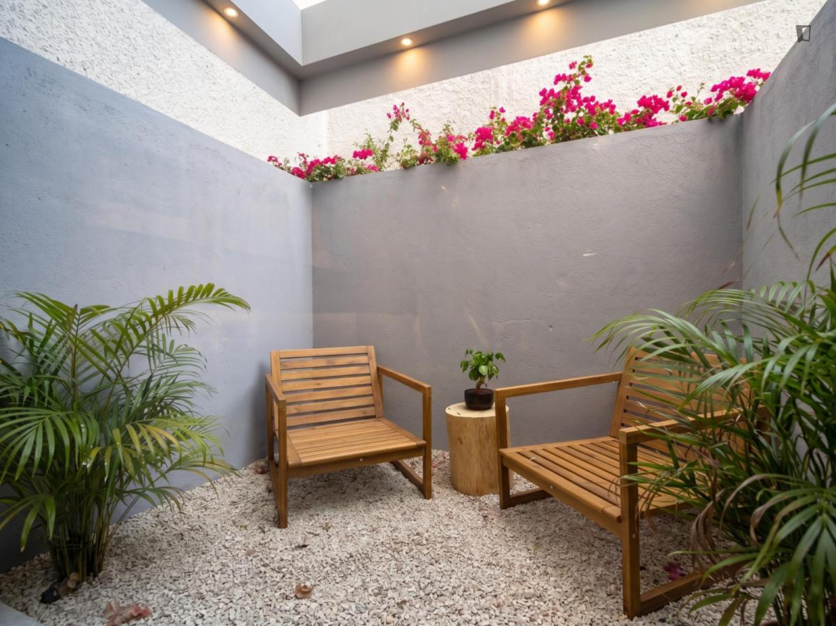 Charming 2 Bedroom Apartment With A Terrace Close To Nova School Of Business And Economics - 2