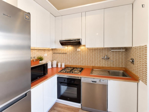 Cozy Single Bedroom in Rome EUR - Gallery - 12