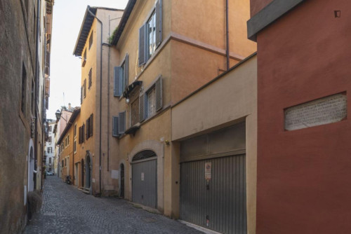 Cool 1-bedroom flat in the centre of Rome - Gallery - 2