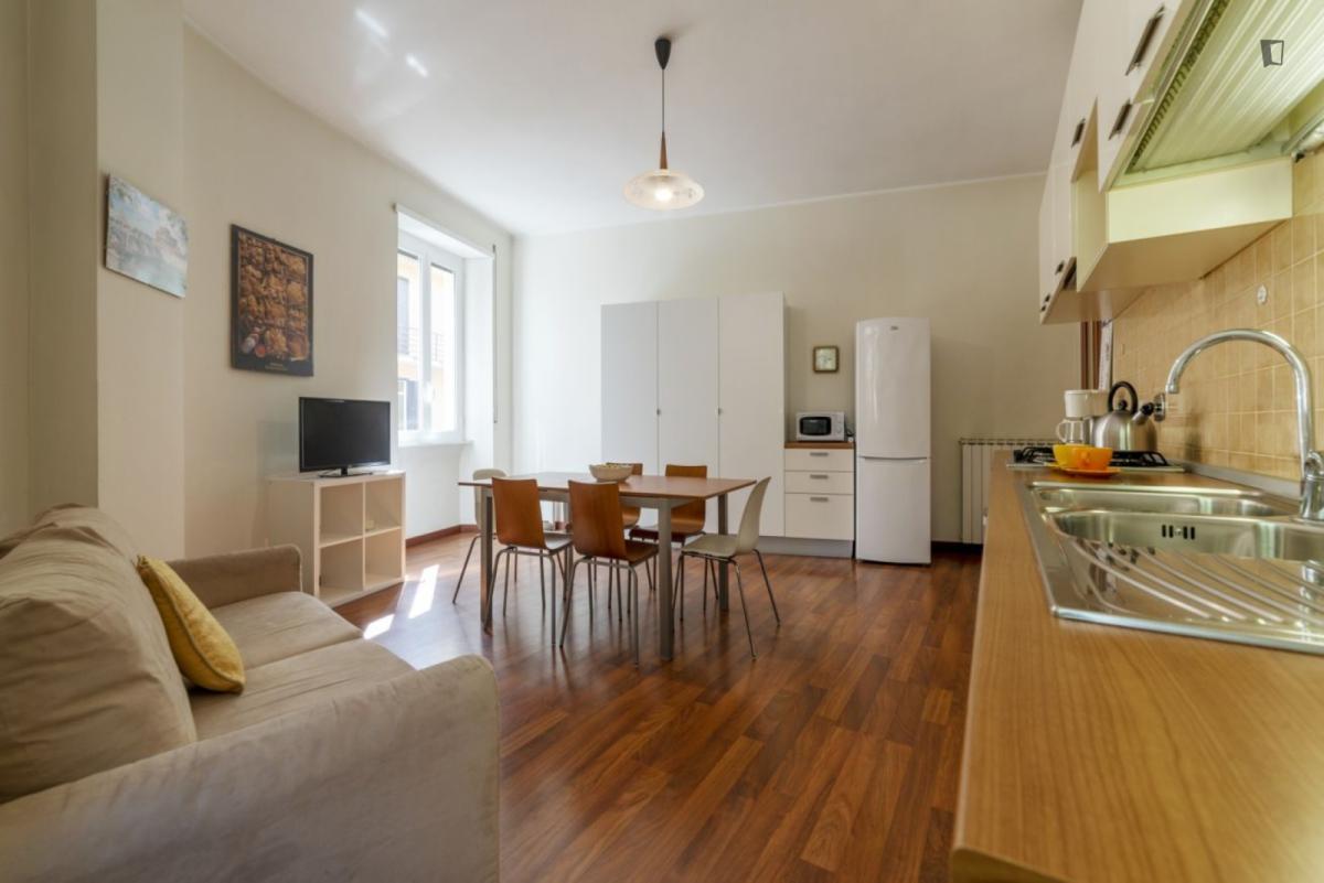 Appealing 4-Bedroom Flat In Appio Latino - 21