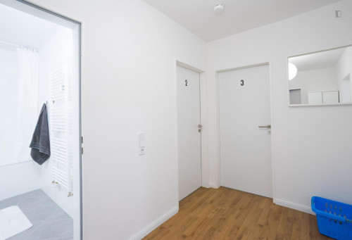 Cozy single bedroom in a 5-bedroom apartment near Elbruchstraße transport station - Gallery - 9