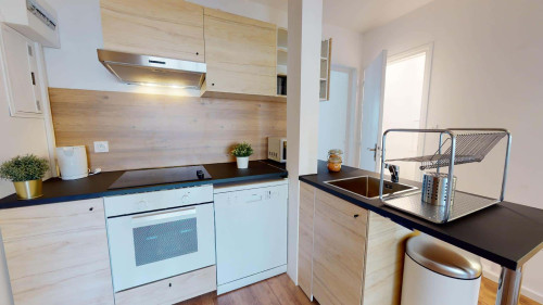 Room in Rue Claudius Pionchon, Lyon for 80 m² with 4 bedrooms - Gallery - 7