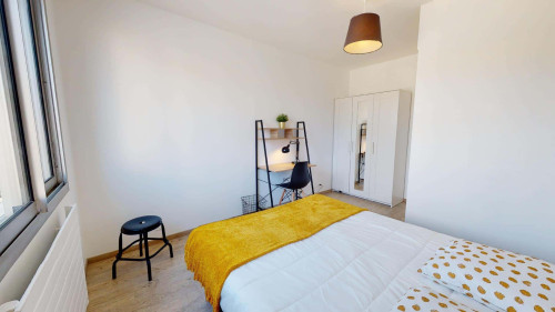 Room in Rue Claudius Pionchon, Lyon for 80 m² with 4 bedrooms - Gallery - 2