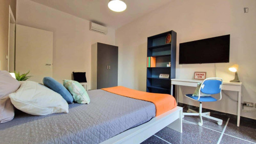 Room in Via Toscana, Bologna for 120 m² with 4 bedrooms - Gallery - 4