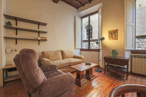 Apartment in Via di San Niccolò, Firenze for 60 m² with 1 bedroom - Gallery - 11