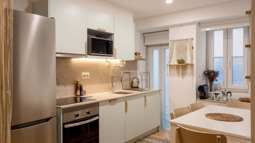 Graça Retreat with Private Patio - Gallery - 25