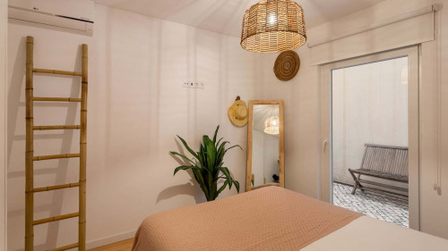 Graça Retreat with Private Patio - Gallery - 17